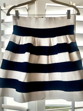 Striped Navy and White Short pleated Skirt  M-XL